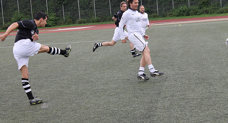 Großes F+B-Wochenende: Ü-Meisterschaften und Beachsoccer-Cup für Herren