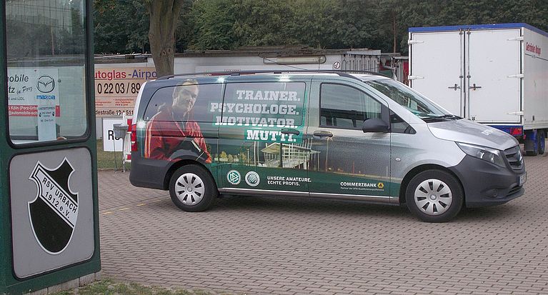 DFB-Mobil zu Besuch beim RSV Urbach