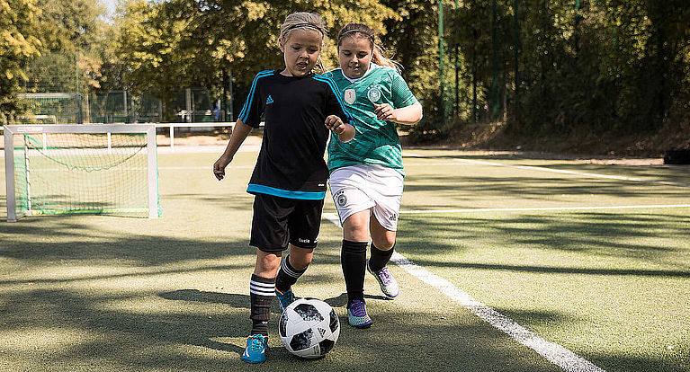 Tag des Mädchenfußballs 2024: Jetzt mitmachen!