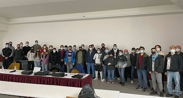 Schiedsrichter-Anwärterlehrgang bei Türk Genc Köln erfolgreich beendet