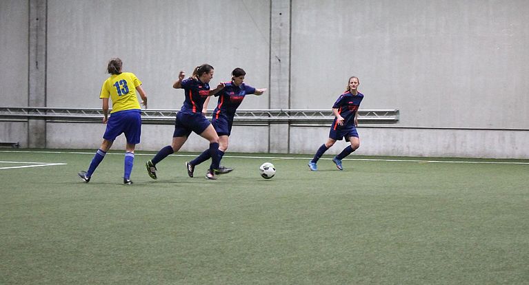 Ü30-Frauen-Futsal-Indoor-Cup: Wer holt den Sieg in der Halle?