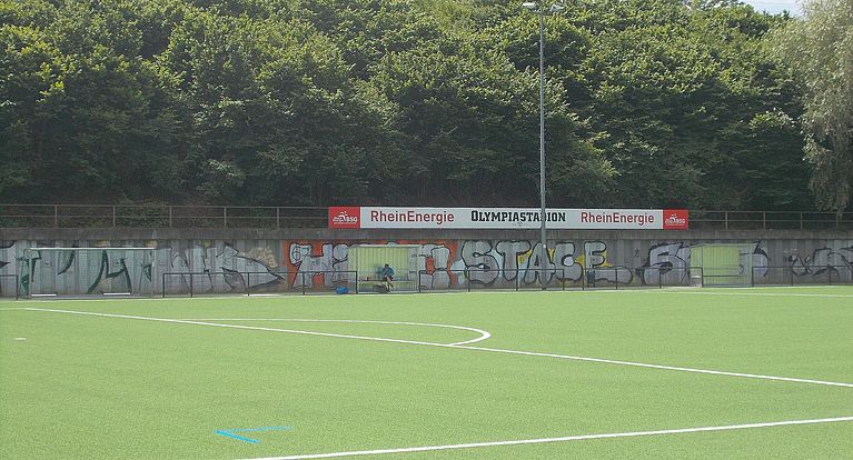 Nutzung der Umkleidekabinen und Duschen beim ESV Olympia Köln nicht möglich - nun auch Maskenpflicht