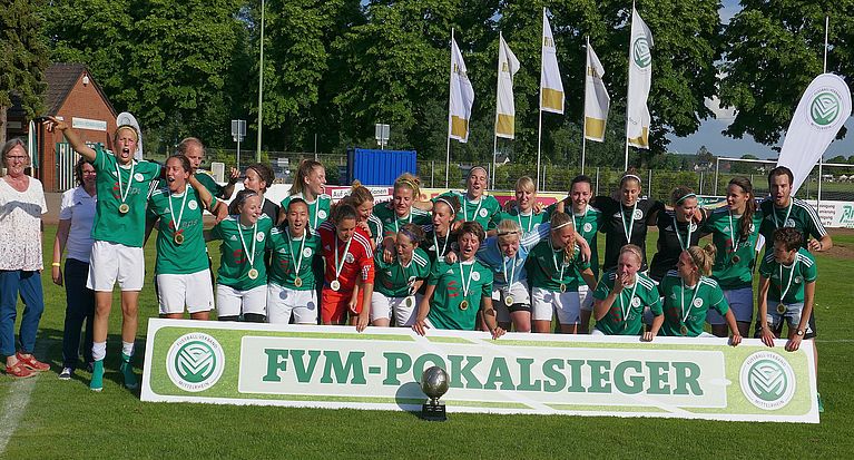 Vorwärts SpoHo Köln gewinnt das FVM-Frauenpokalendspiel im Elfmeterschießen