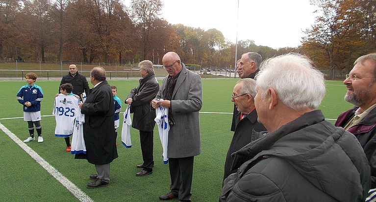 TPSK 1925 e.V. weiht die neuen Kunstrasenplätze ein