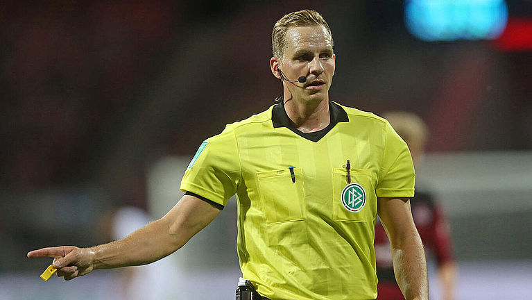 Saisonauftaktschulung der Kölner Schiedsrichter mit Bundesliga-Referee Sören Storks