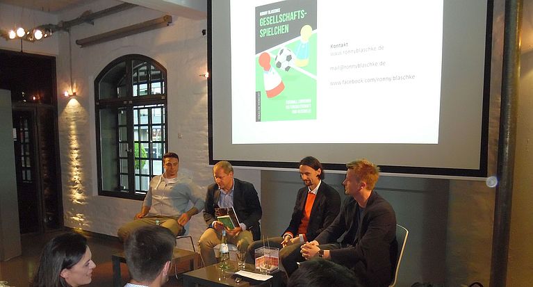 Buchvorstellung „Gesellschaftsspielchen“ im Deutschen Sport- und Olympia-Museum