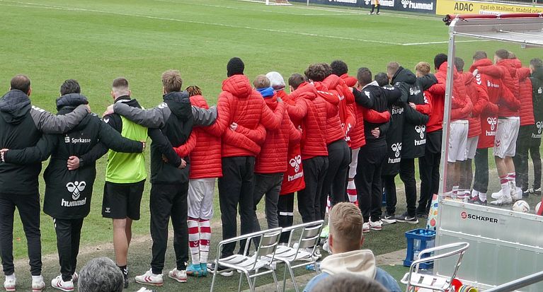 U19 des 1. FC Köln nach Pokal-Krimi im DFB-Pokalendspiel der Junioren