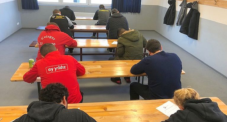 Prüfungsphasen der C-Lizenz-Lehrgänge beim RSV Rath-Heumar und SuS Nippes 12