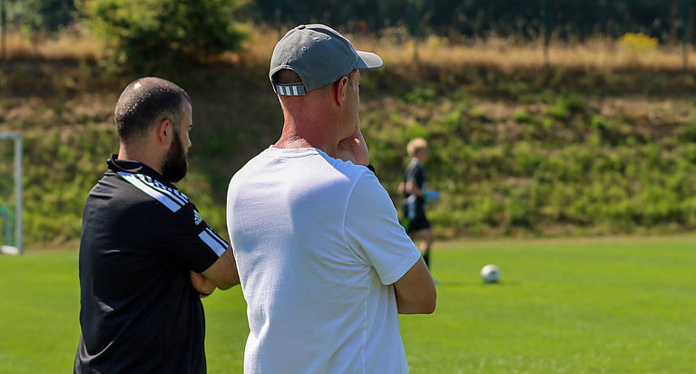In den DFB-Stützpunkten: DFB-Trainingsdialog zu „4-gegen-4 Variationen“