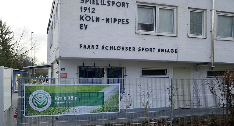 Keine Duschmöglichkeiten bei SuS Nippes 12