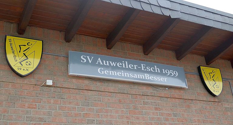 Eingeschränkte Duschmöglichkeiten in Auweiler-Esch - keine Einschränkungen mehr bei Türk Genc