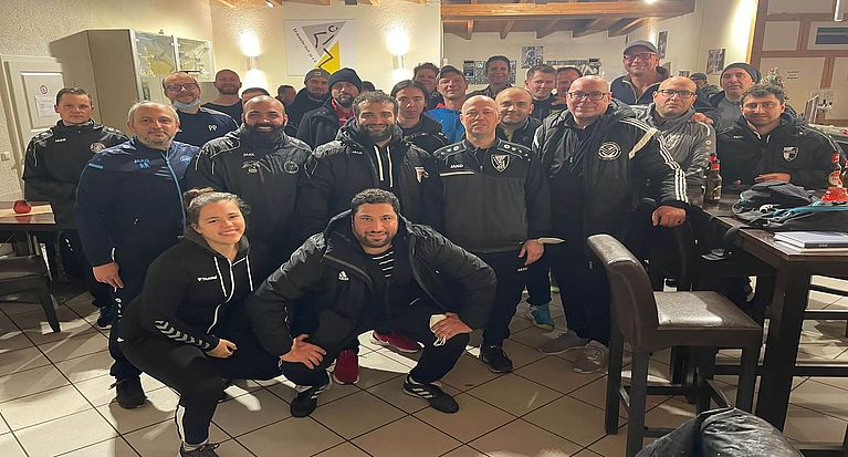 C-Lizenz-Trainer-Lehrgang beim SV Auweiler-Esch beendet
