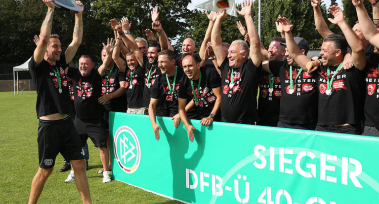DFB-Ü40-Cup: Bayer 04 Leverkusen holt deutsche Meisterschaft