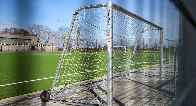 DFB-Broschüre: Verkehrssicherheit auf dem Sportplatz