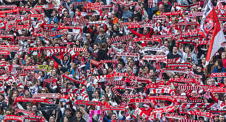 Rekord geknackt: 38.365 Fans im RheinEnergieSTADION