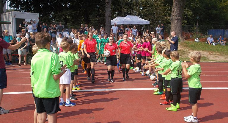 DFB-Pokal der Frauen: Vorwärts SpoHo unterliegt Niederkirchen 1:3 – 1. FC Köln siegt 2:0 bei Wacker München