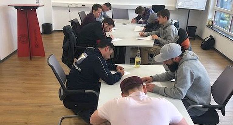 Erster Prüfungsabschnitt des C-Lizenz-Lehrgangs beim SC Fortuna Köln