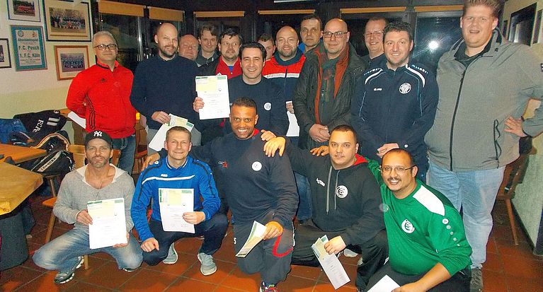 Lizenzübergabe des C-Schein-Lehrgangs beim FC Pesch