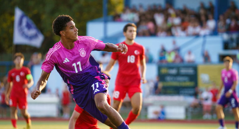 Fritz-Walter-Medaille: FVM-Talente Francis Onyeka und Loreen Bender mit Gold ausgezeichnet