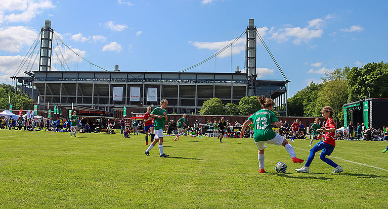 DFB-Pokalfinale der Frauen: Großes Fan- und Familienfest stimmt auf hochkarätige Finalbegegnung ein