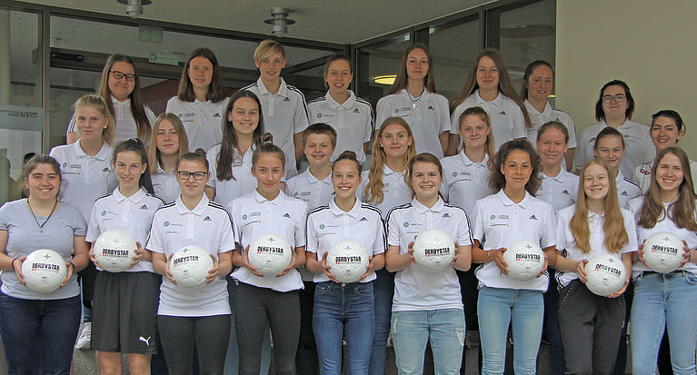 Only-Girls: FVM bildet erstmals ausschließlich weibliche DFB-Junior-Coaches aus