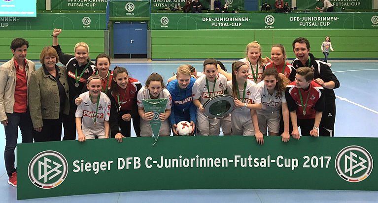 DFB-Futsal-Cup: C- und B-Juniorinnen des 1. FC Köln auf Platz 1 und 2!